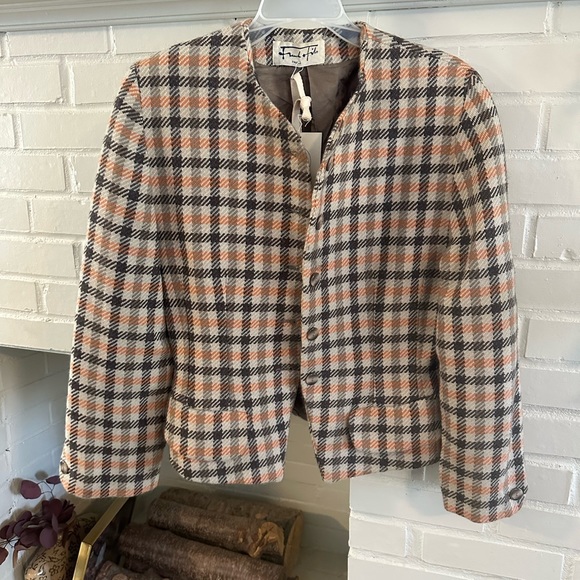 ⭐️4 for $20⭐️ UO Reworked Vintage Jacket - Picture 1 of 7